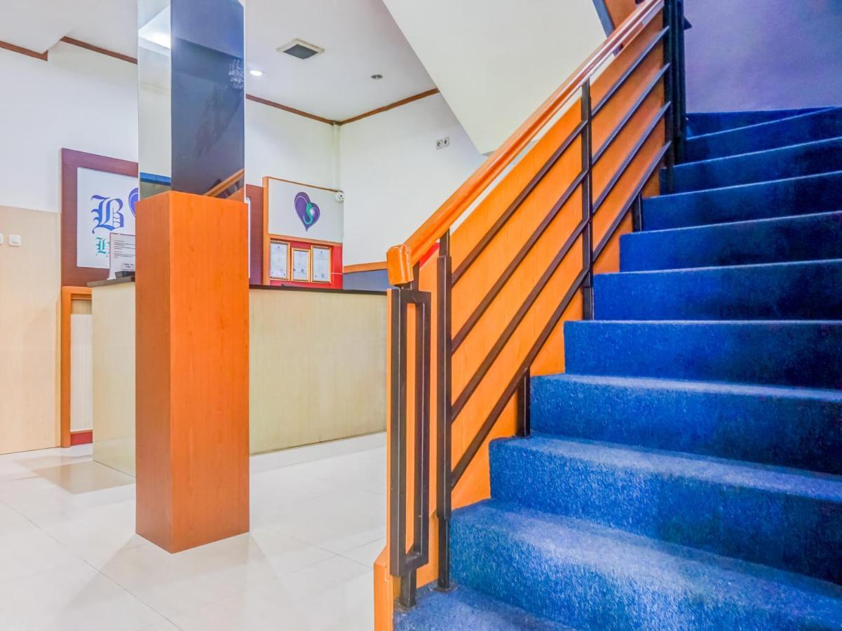B Shaw Hotel Jakarta Eksteriør billede