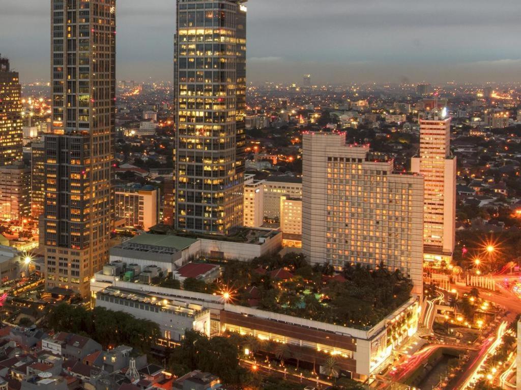 B Shaw Hotel Jakarta Eksteriør billede