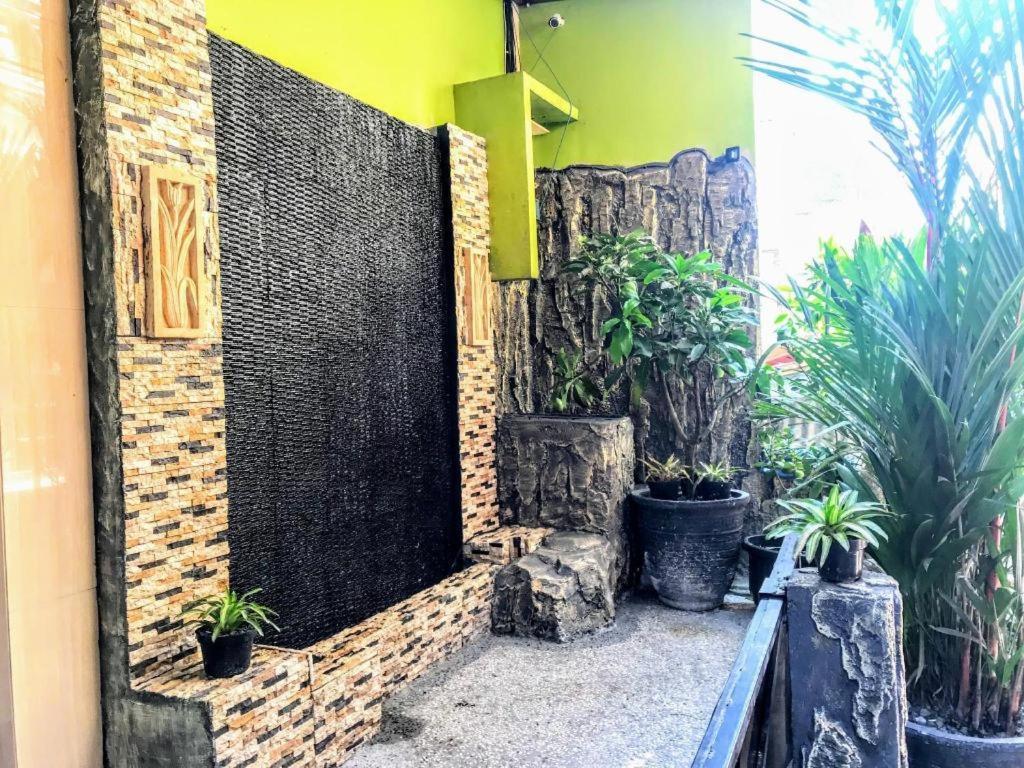 B Shaw Hotel Jakarta Eksteriør billede